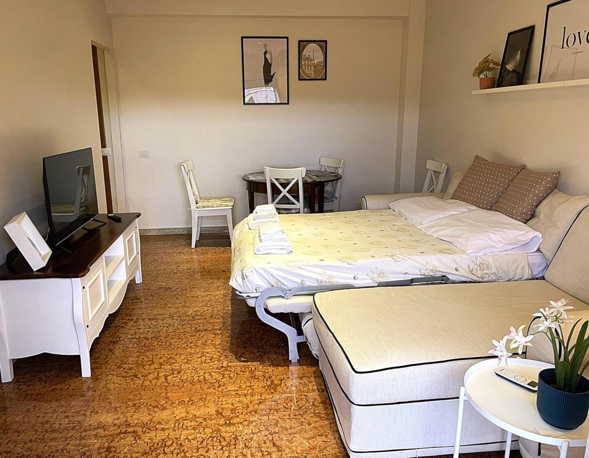 La Casa Libre Metro A Colli Albani 350 M Appartamento Roma